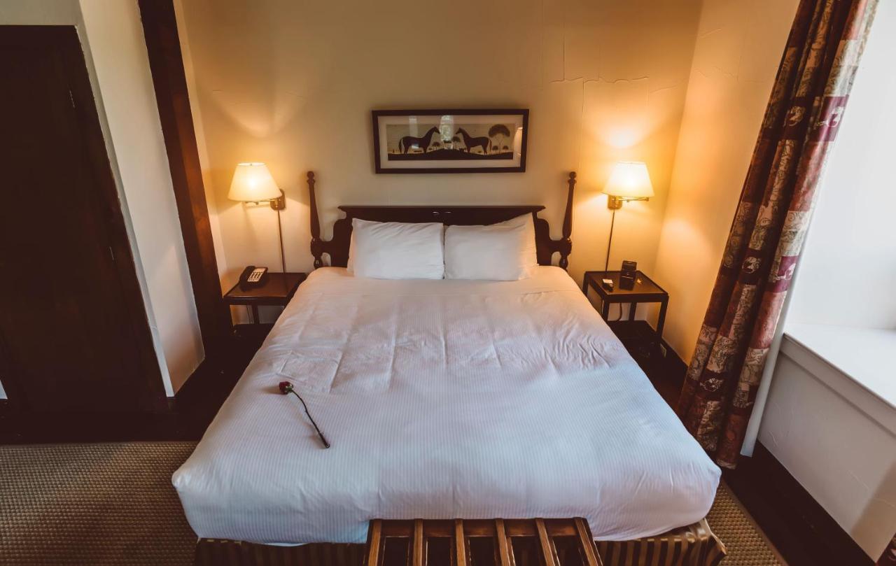 Village Of Alton Millcroft Inn & Spa מראה חיצוני תמונה