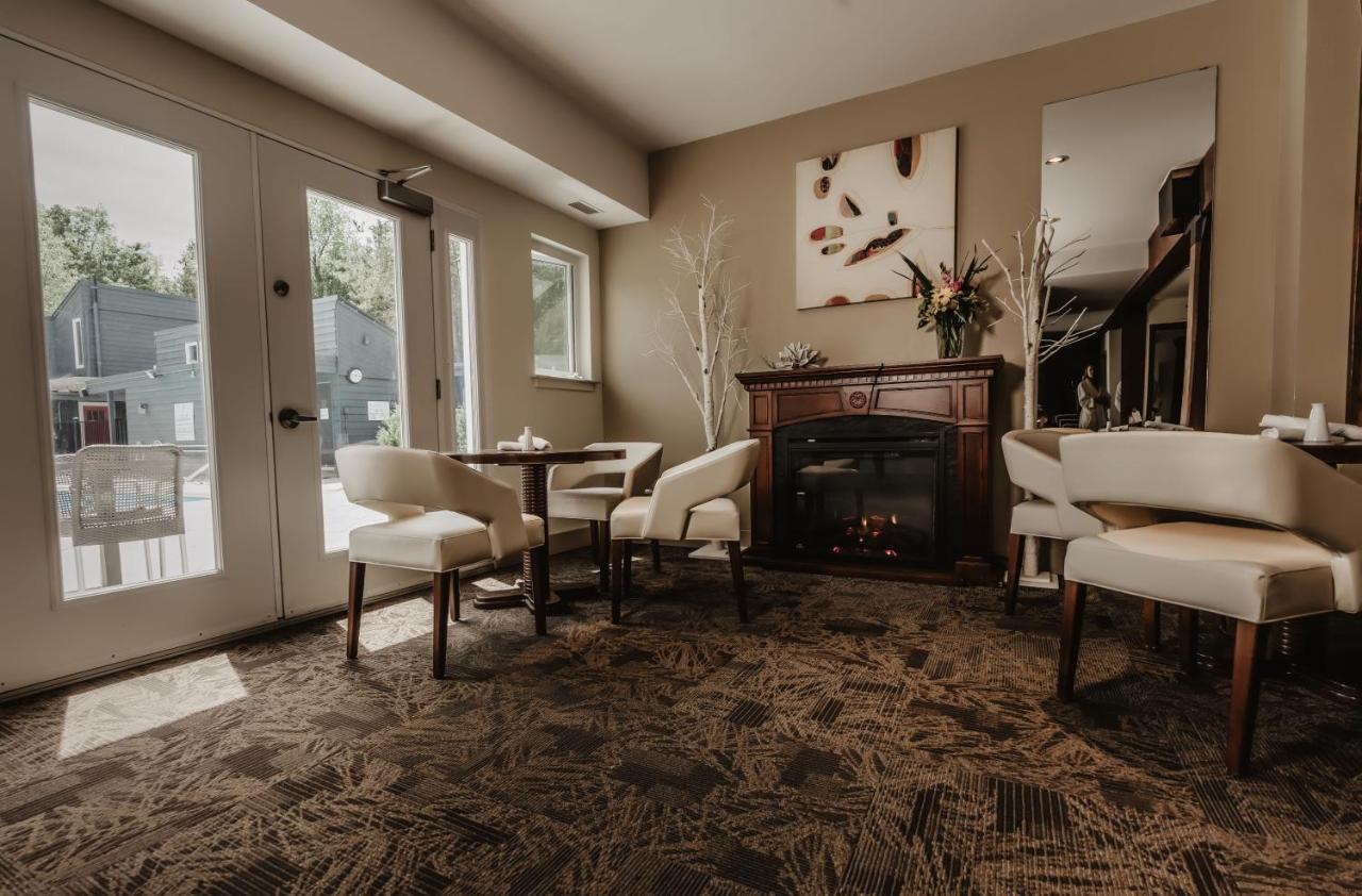 Village Of Alton Millcroft Inn & Spa מראה חיצוני תמונה