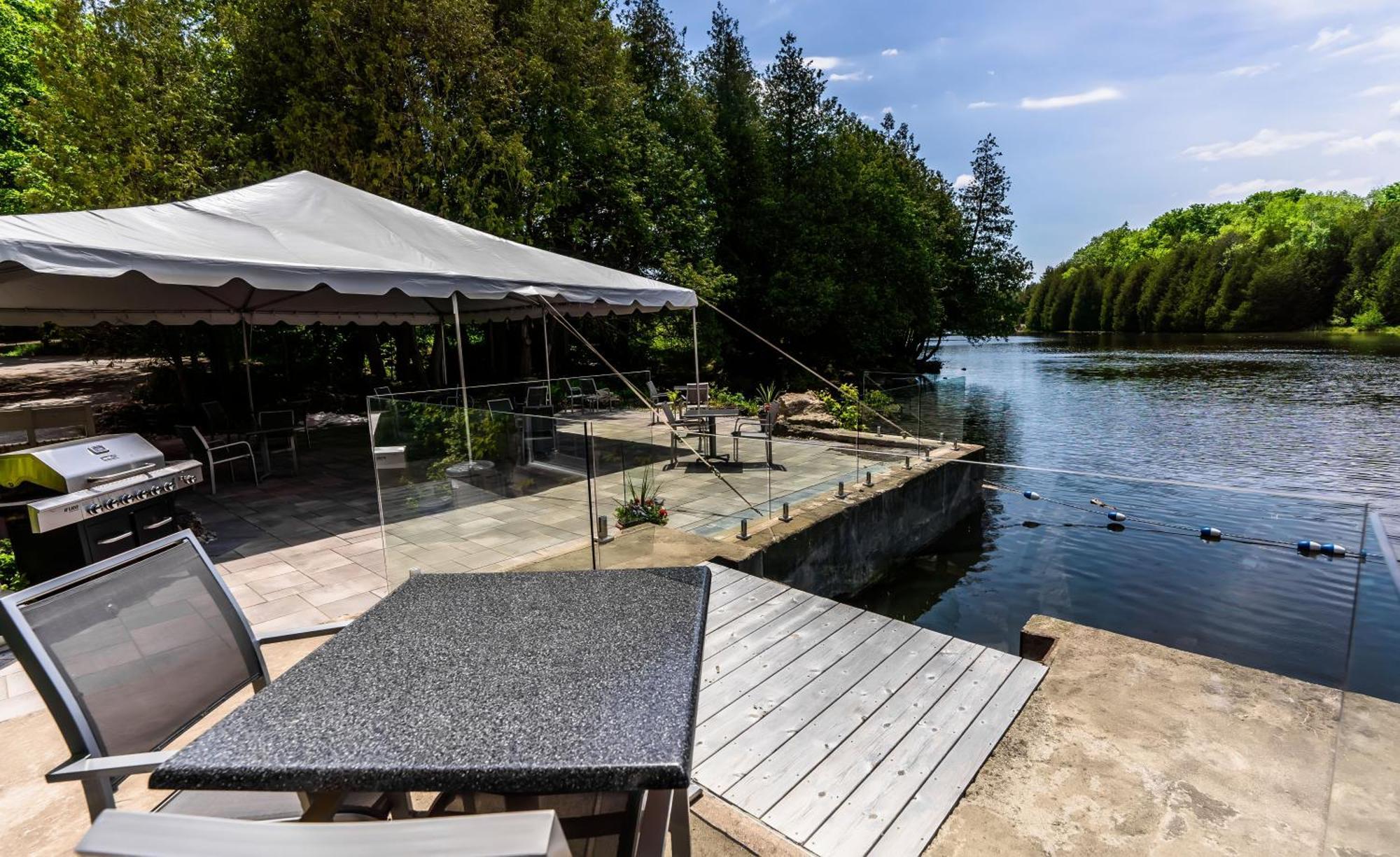 Village Of Alton Millcroft Inn & Spa מראה חיצוני תמונה